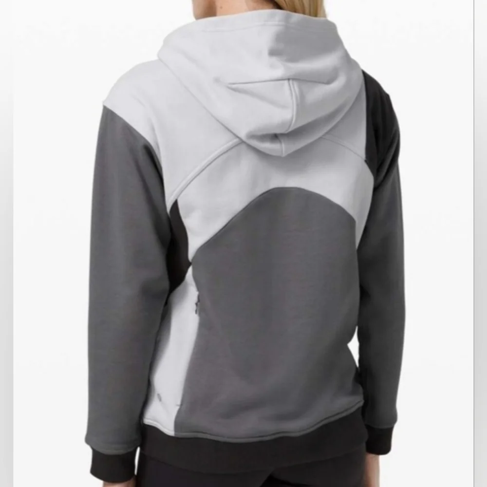 Lululemon Athletica Gray and White‎ Jacket